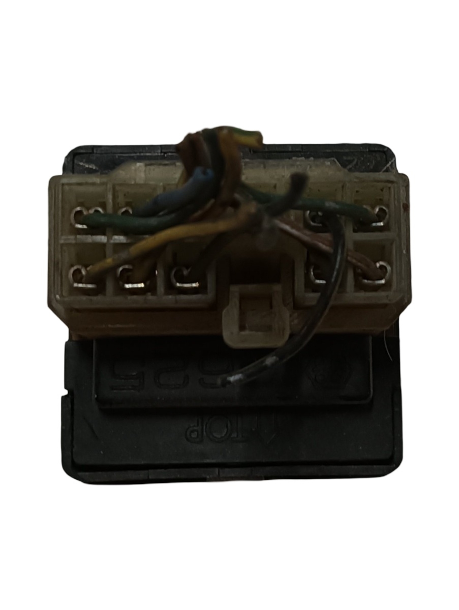 Buton reglaj oglinzi  MITSUBISHI PAJERO II V3_W, V2_W, V4_W 1990 - 2001 204173995 – foto 2