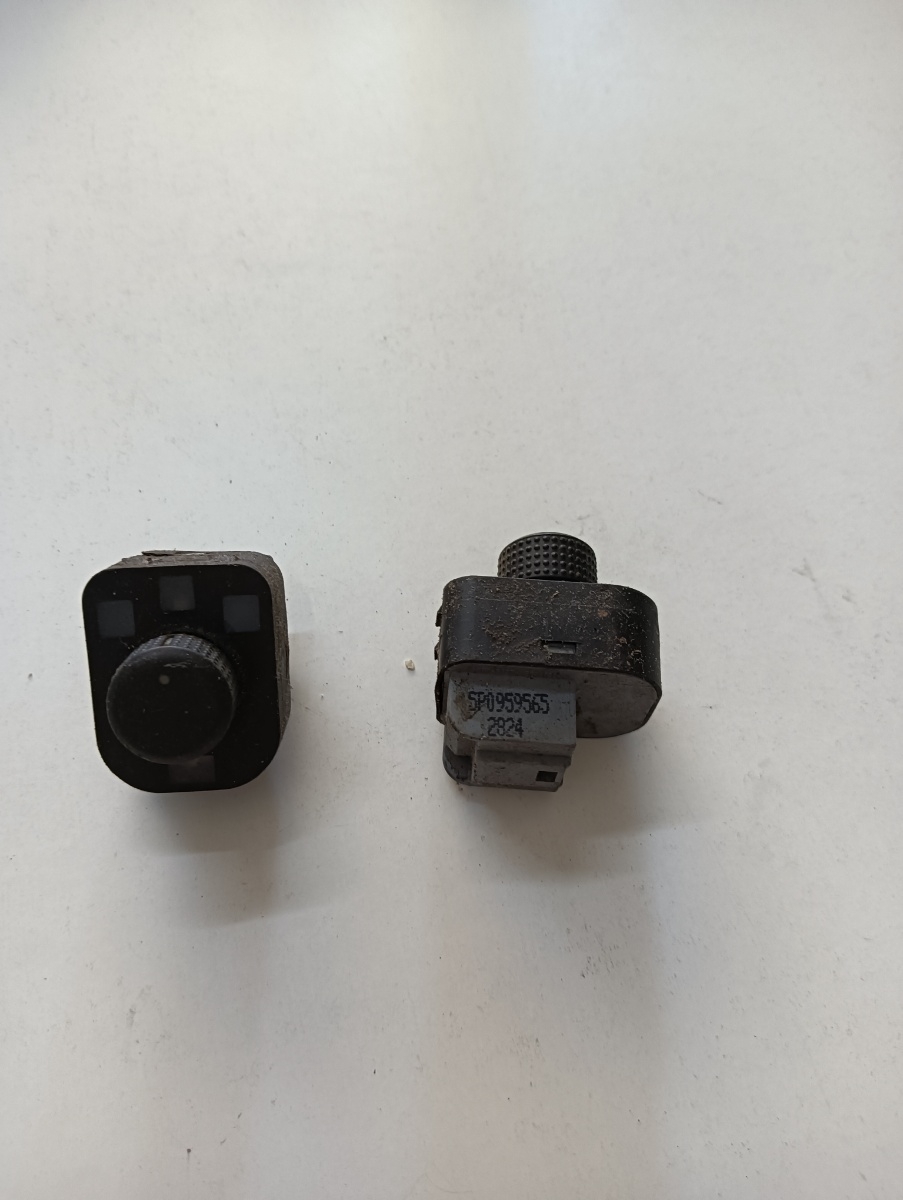 Buton reglaj oglinzi SEAT LEON II 1P1 2005 - 2013 5p0959565 – foto 2