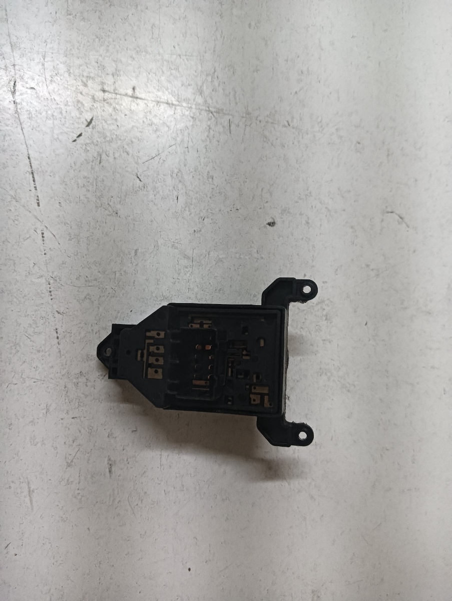 Buton reglaj oglinzi  stanga fata HYUNDAI SANTA FE II CM 2005 - 2012 – foto 2