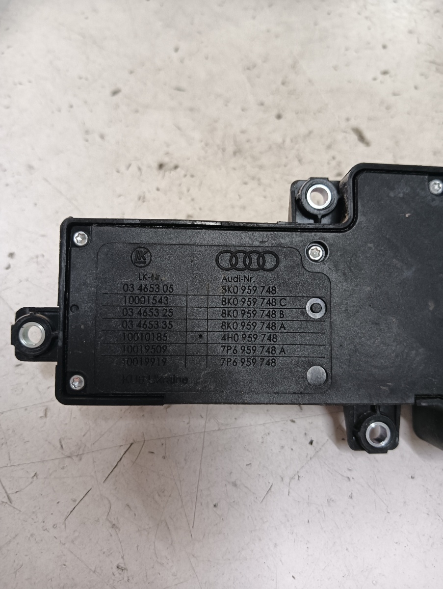 Buton reglaj scaun  dreapta fata AUDI A8 III (4H2, 4H8, 4HC, 4HL) [ 2009 - 2018 ] OEM 8k0959748 – foto 2