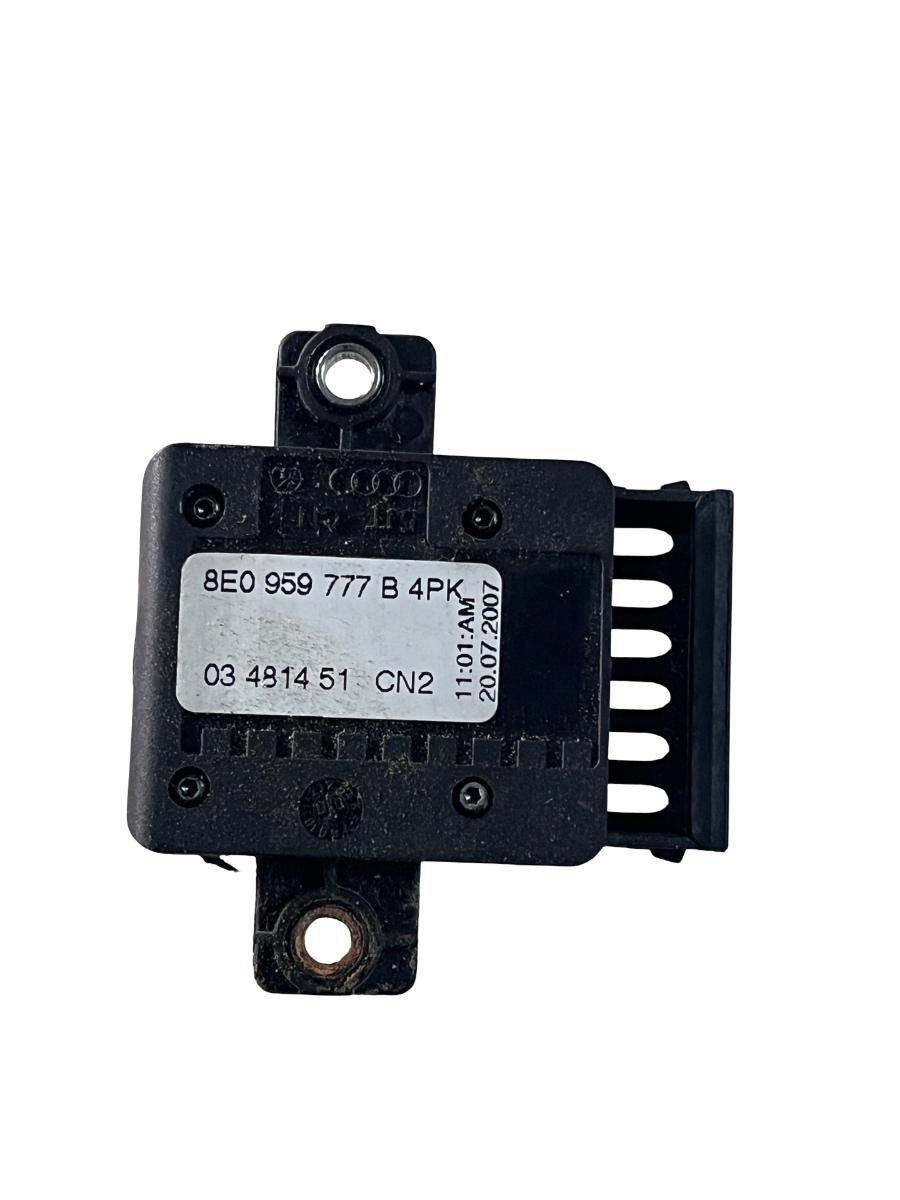 Buton reglaj scaun stanga fata AUDI A5/S5 8T3 Coupe 2007 - 2017 8E0959777B – foto 3