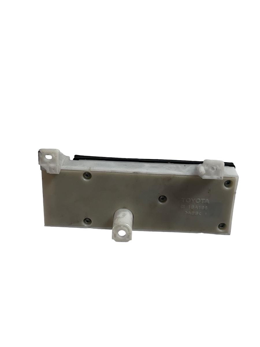 Buton reglaj scaun stanga fata LEXUS IS II Saloon GSE2_, ALE2_, USE2_ 2005 - 2013 84070-53040 – foto 3