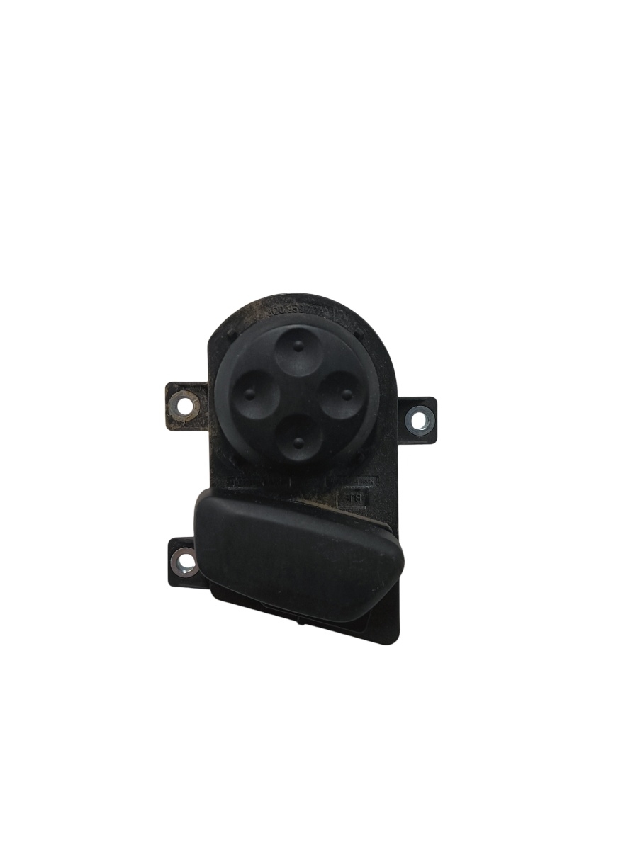 Buton reglaj scaun stanga fata VOLKSWAGEN PASSAT 3C2 2005 - 2010