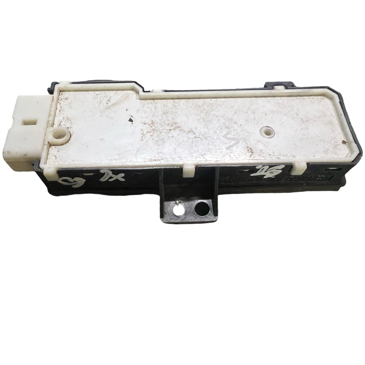 Buton reglaj scaun stanga fata VOLVO XC60 156 2008 - > 18A705 – foto 2