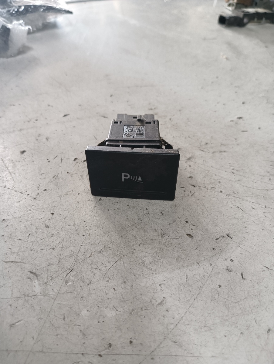 Buton senzori parcare  VOLKSWAGEN TOUAREG (7LA, 7L6, 7L7) [ 2002 - 2013 ] OEM 7l6919281a