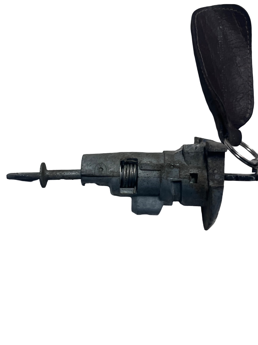 Butuc cu cheie  stanga fata VOLKSWAGEN PASSAT 3C2  Berlina 2005 - 2010 – foto 2