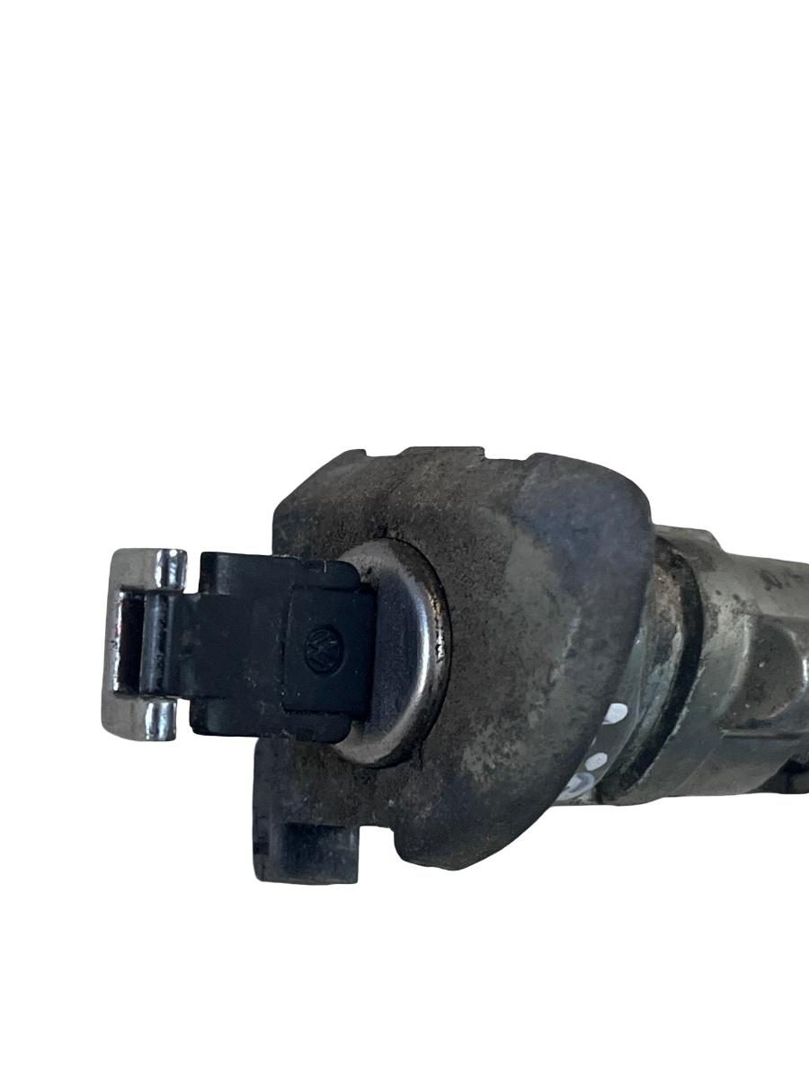 Butuc USA cu cheie stanga fata VOLKSWAGEN PASSAT Variant 3C5 2005 - 2011 – foto 2