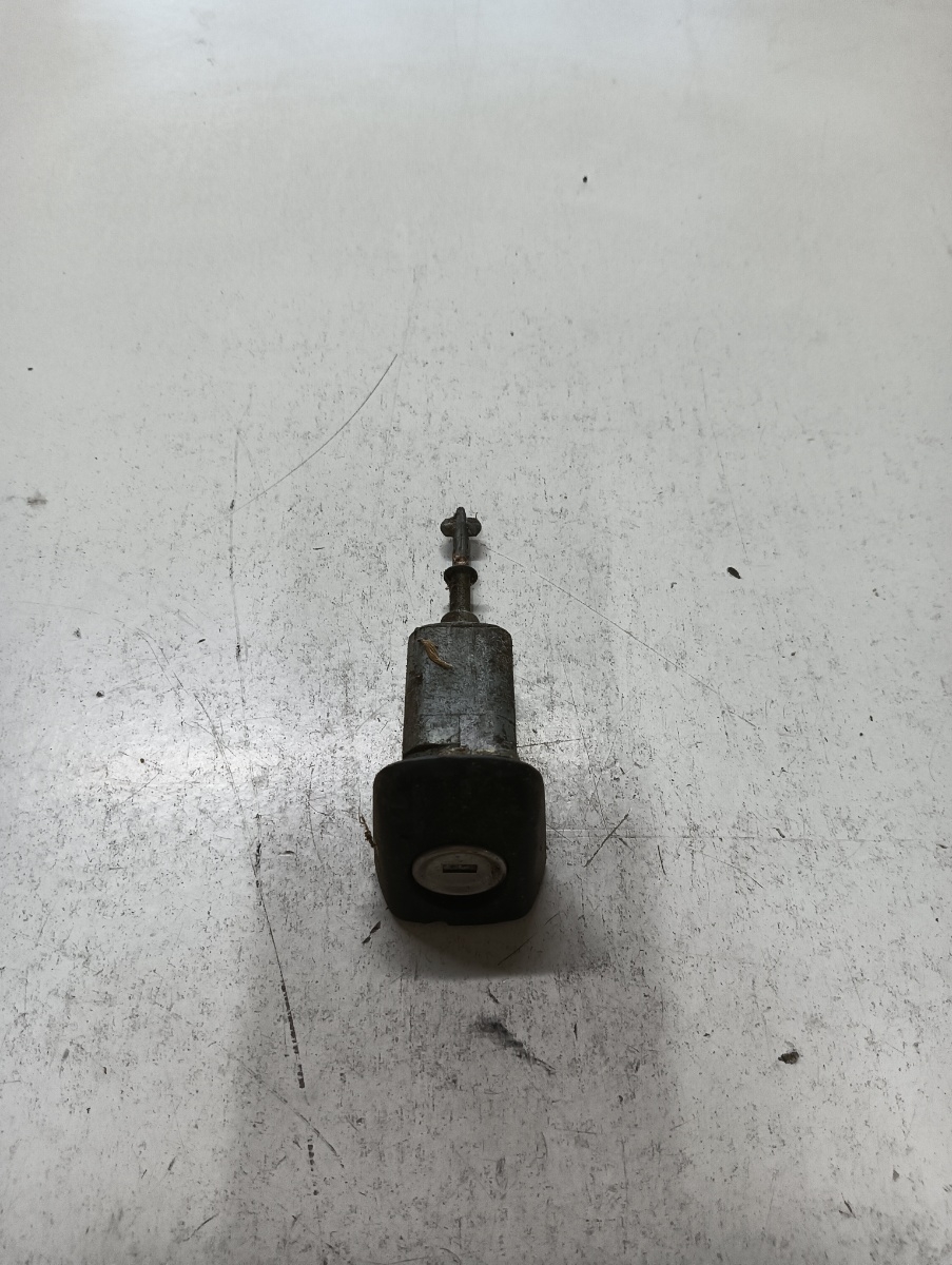 Butuc usa  stanga fata fara cheie MERCEDES-BENZ M-CLASS W163 1998 - 2005 – foto 2