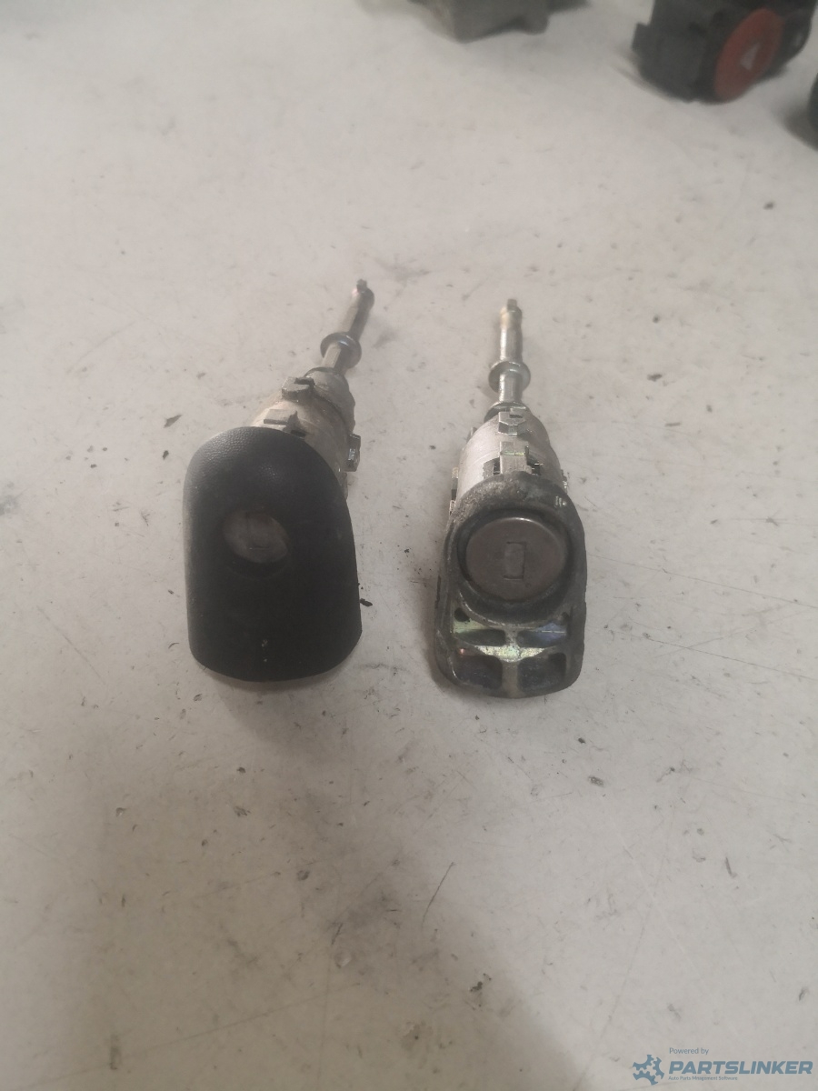 Butuc usa stanga fata RENAULT KANGOO Express (FW0/1_) [ 2008 - > ] OEM 4978692850