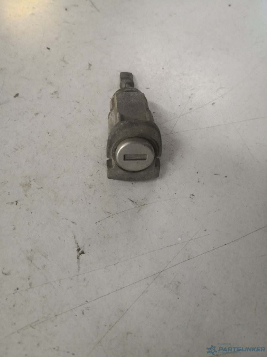 Butuc usa stanga fata VOLKSWAGEN GOLF IV (1J1) [ 1997 - 2007 ] OEM 1u0837167 – foto 2