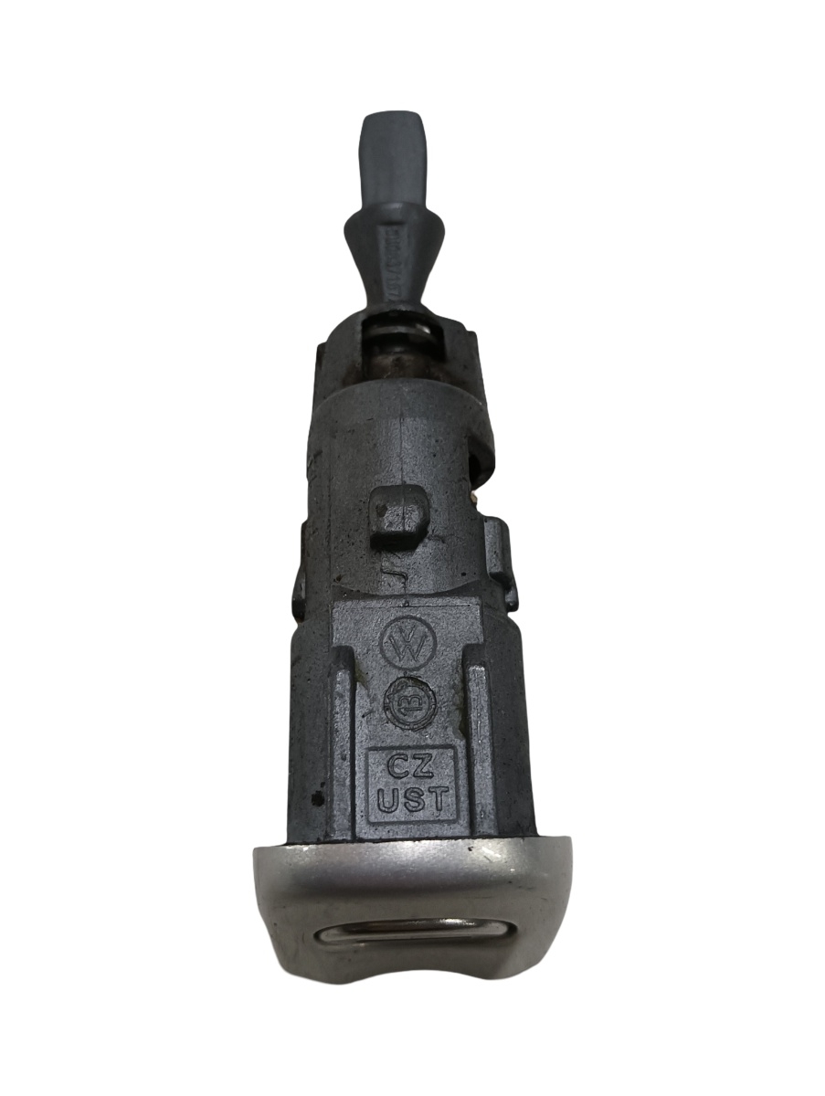 Butuc usa stanga fata VOLKSWAGEN GOLF PLUS 5M1, 521 2004 - 2013 – foto 2