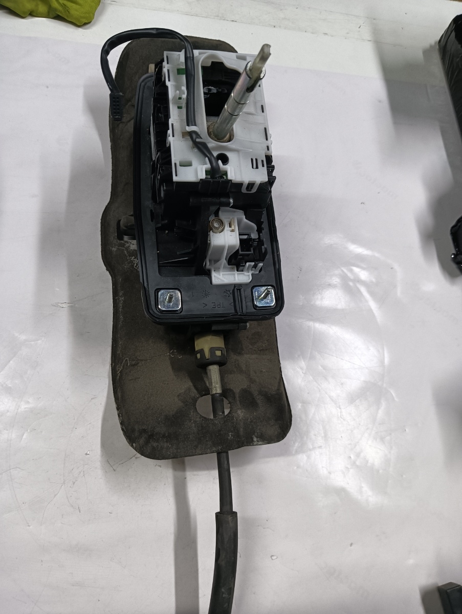 Cablu timonerie schimbator de viteze AUDI A7 Sportback 4GA, 4GF 2010 - 2018 3.0 TDI quattro CDUC, CDUD, CKVB, CKVC 4g2713041k – foto 3