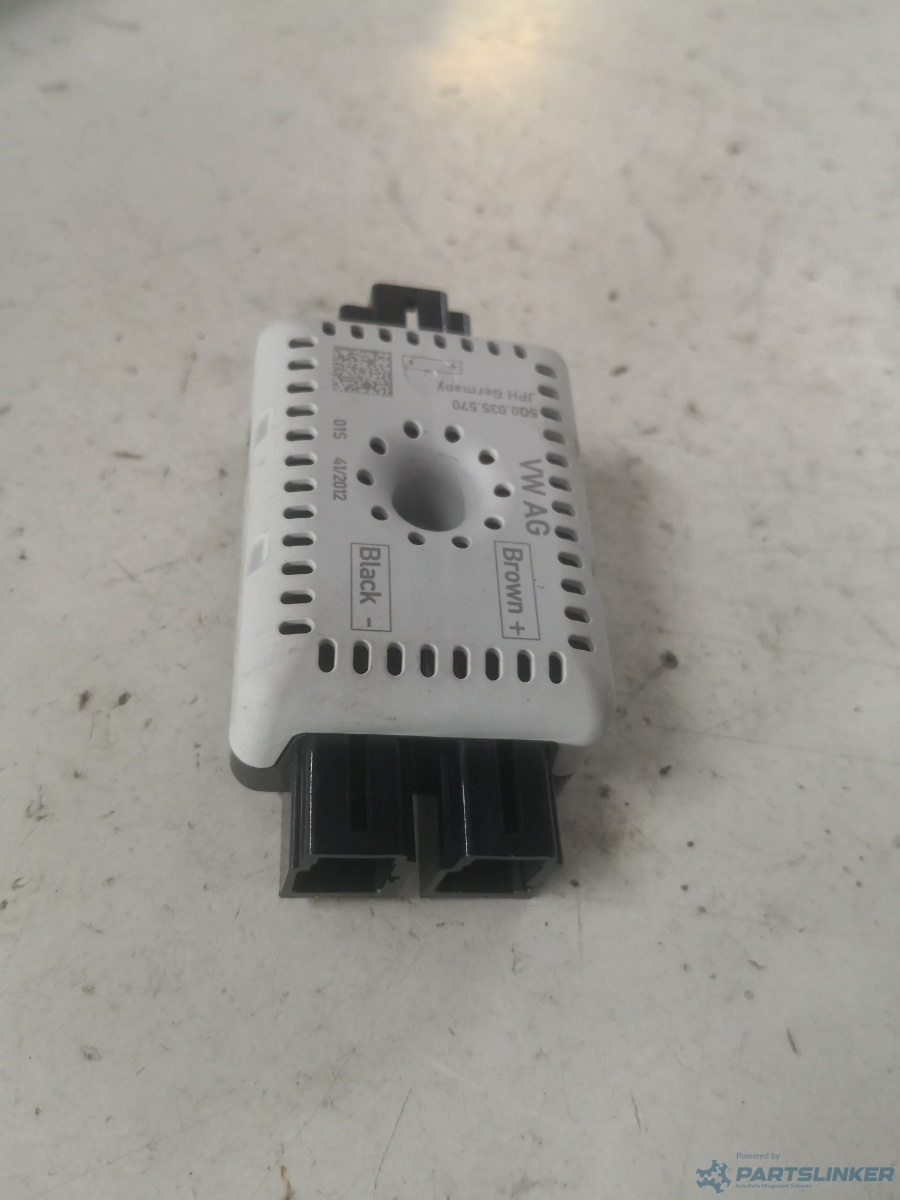Calculator amplificator antena VOLKSWAGEN GOLF VII (5G1, BE1) [ 2012 - > ] OEM 5q0035570 – foto 2