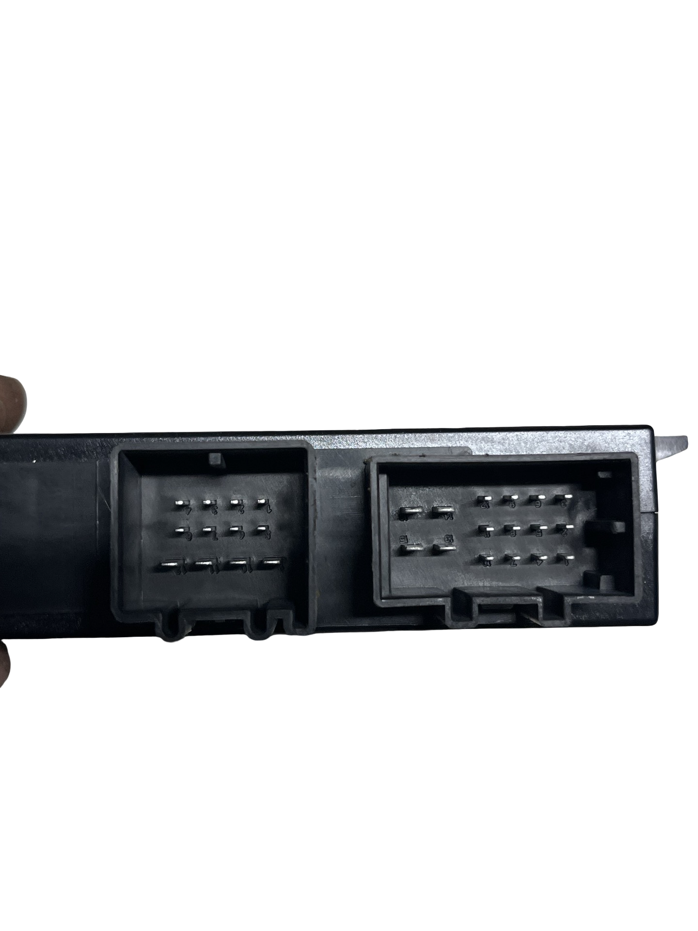 Calculator Carlig de remorcare Volkswagen Passat B6 Combi 2005–2010 - cod: 1K0907383E – foto 2