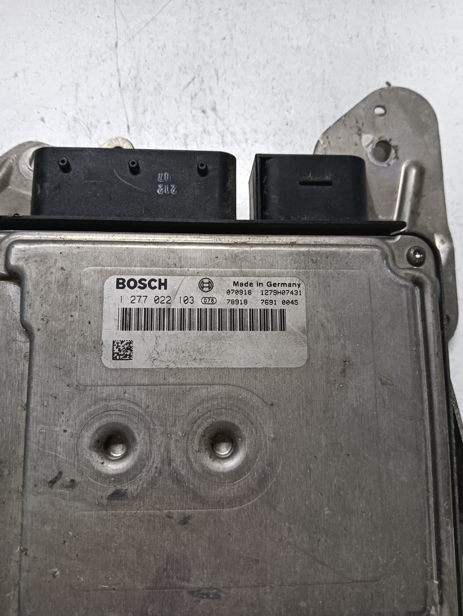 Calculator ecu BMW X5 II E70 2006 - 2013 1277022103 – foto 2