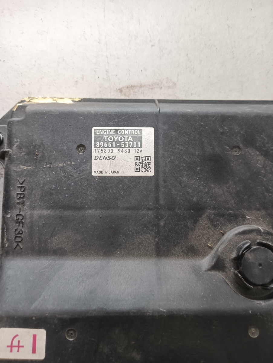 Calculator ecu  LEXUS IS II Saloon GSE2_, ALE2_, USE2_ 2005 - 2013 8966154701 – foto 2