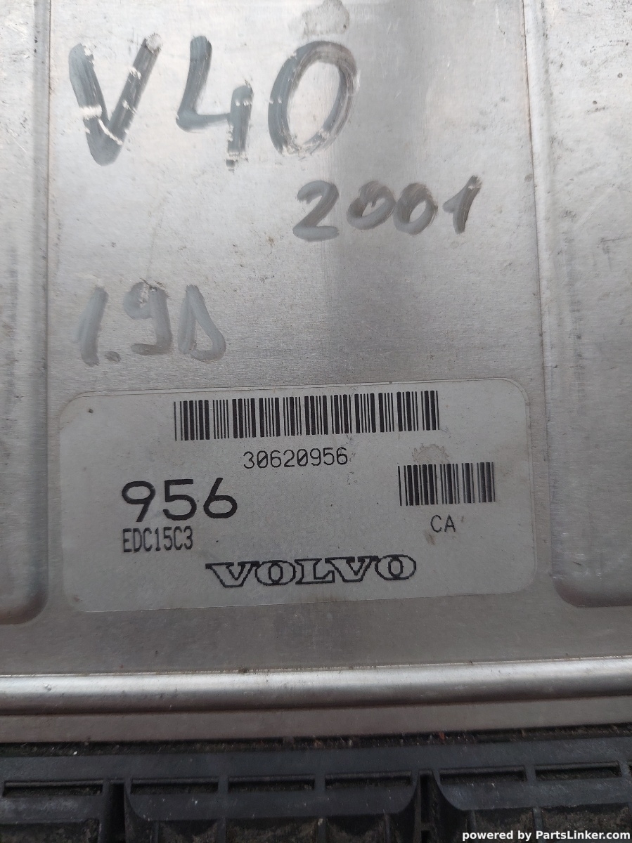 Calculator motor VOLVO V40 Estate (VW, 645) [ 1995 - 2004 ] OEM 30620956 – foto 2