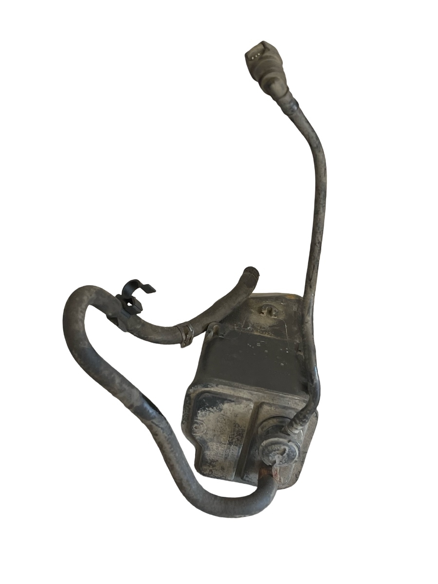 Canistra carbon  AUDI A3 II 8P1 2003 - 2013 2.0 TFSI AXX  1K0201813