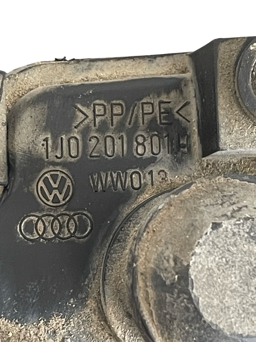 Canistra carbon  VOLKSWAGEN GOLF IV 1J1 1997 - 2007 1.6i 1J0201801H – foto 3