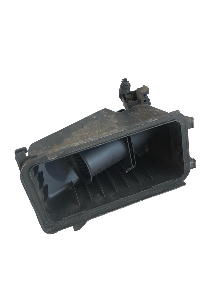 Capac carcasa filtru de aer + debitmetru  TOYOTA AVENSIS Saloon _T25_ 2003 - 2008 2.0 1AZ-FSE 22204-0J010 17705-0D041 – foto 2