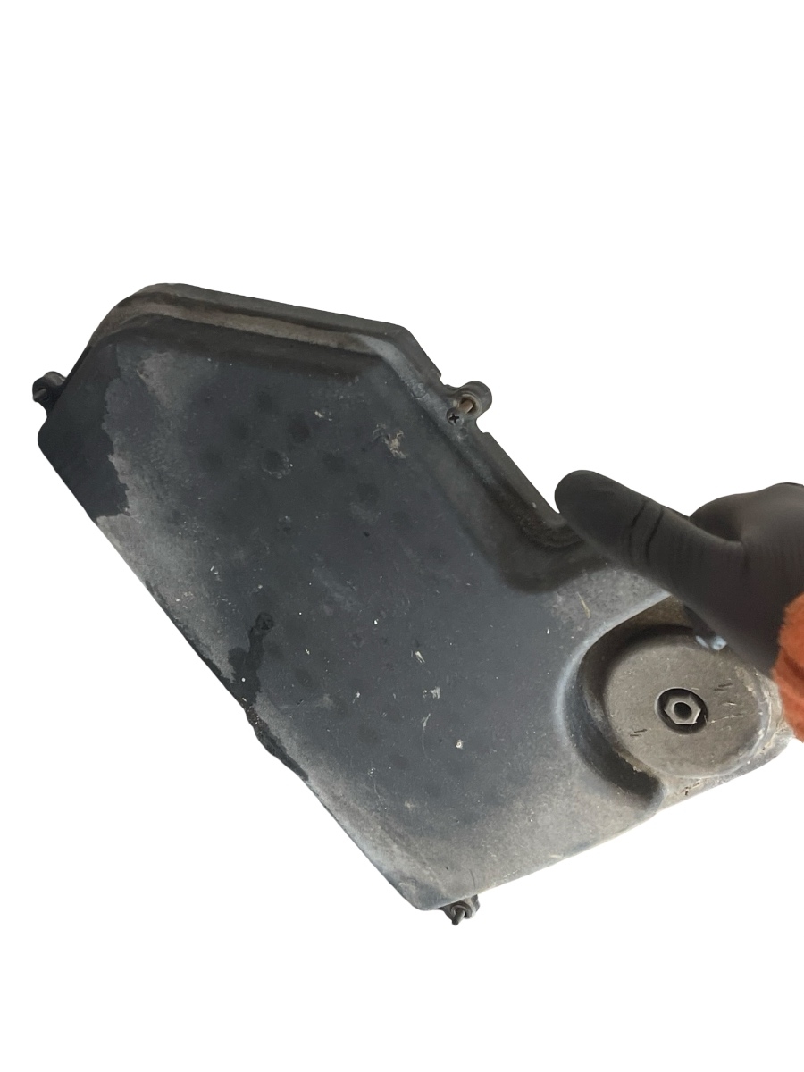 Capac cutie sigurante dreapta sub capota MERCEDES-BENZ C-CLASS W202 1993 - 2000 1.8 C 180 M 111.920, M 111.921 2025400582 – foto 2