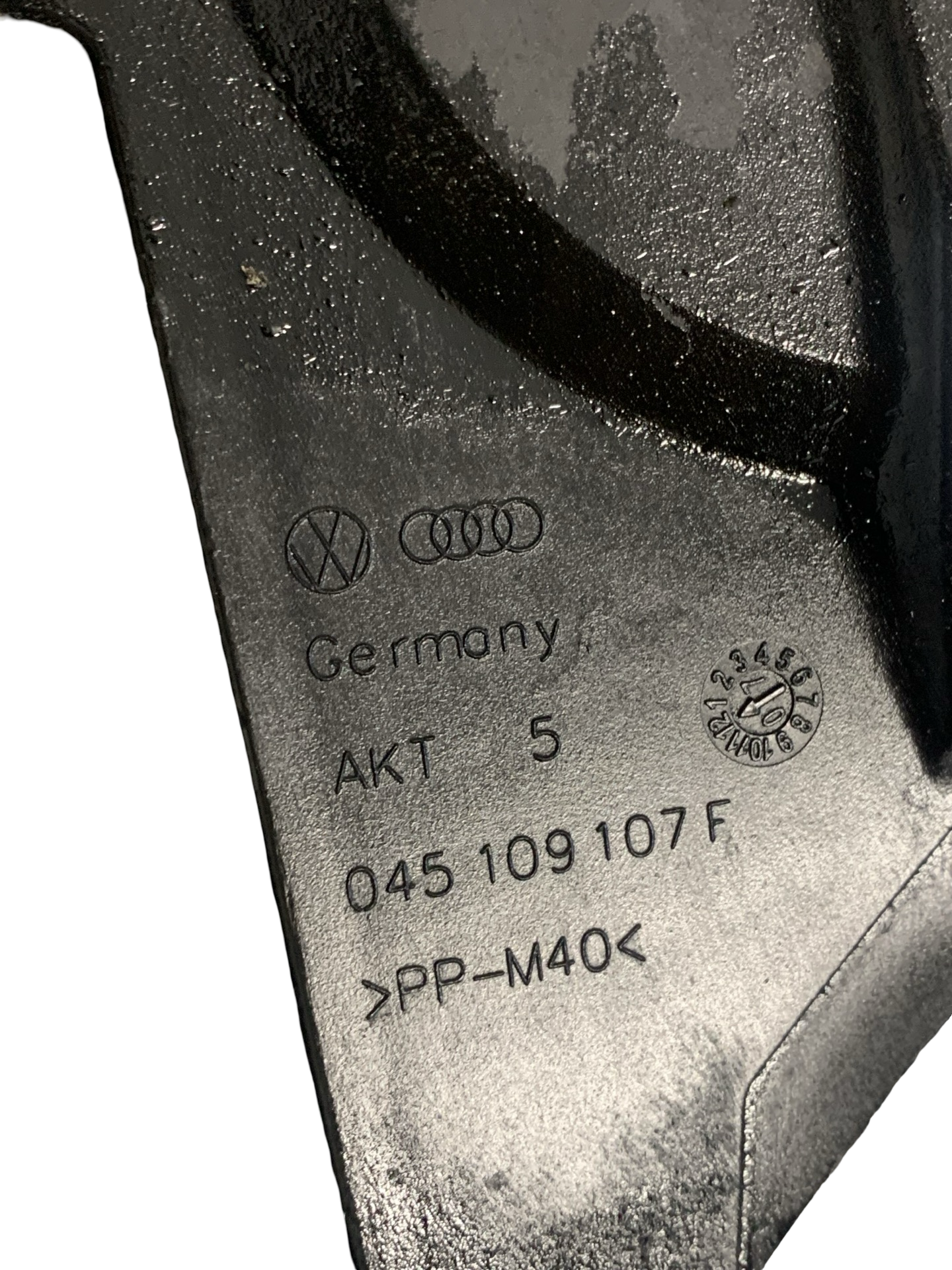 Capac Distributie Volkswagen Golf 5 2003–2009 - cod: 045109107F 1.9BLS – foto 2