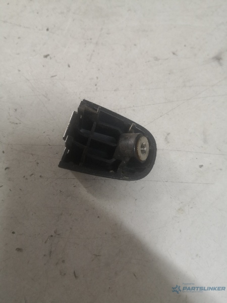 Capac maner dreapta fata TOYOTA AURIS (_E15_) [ 2006 - 2012 ] – foto 2