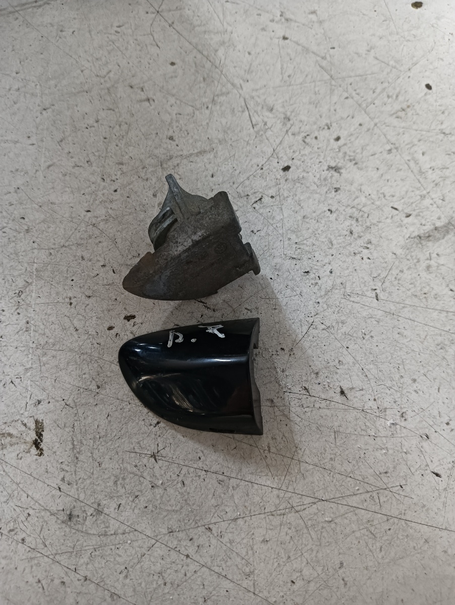 Capac maner dreapta fata VOLKSWAGEN PASSAT Variant (3C5) [ 2005 - 2011 ] – foto 2