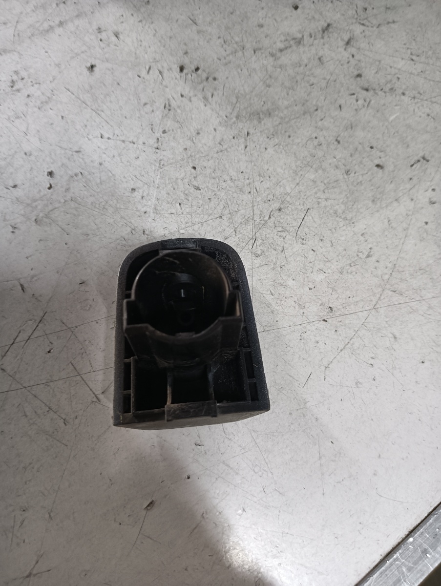 Capac maner dreapta fata VOLVO V50 (MW, 545) [ 2003 - 2012 ] – foto 2