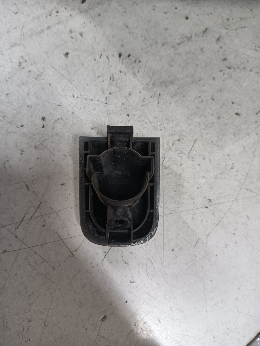 Capac maner  dreapta spate VOLVO V50 (MW, 545) [ 2003 - 2012 ] – foto 2