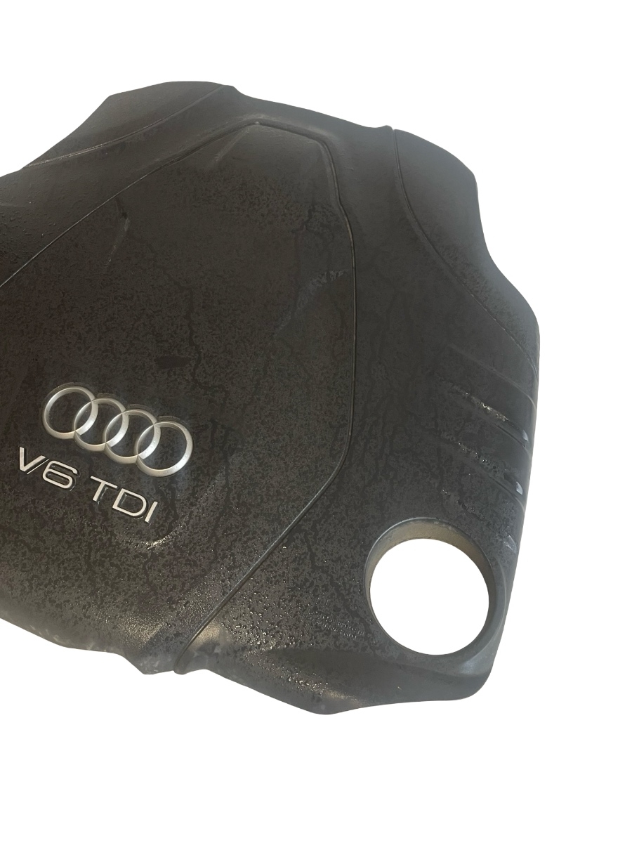 Capac motor (ornament) AUDI A6/S6 IV Saloon 4G2, C7, 4GC 2010 - 2018 3.0 TDI quattro CDU – foto 4