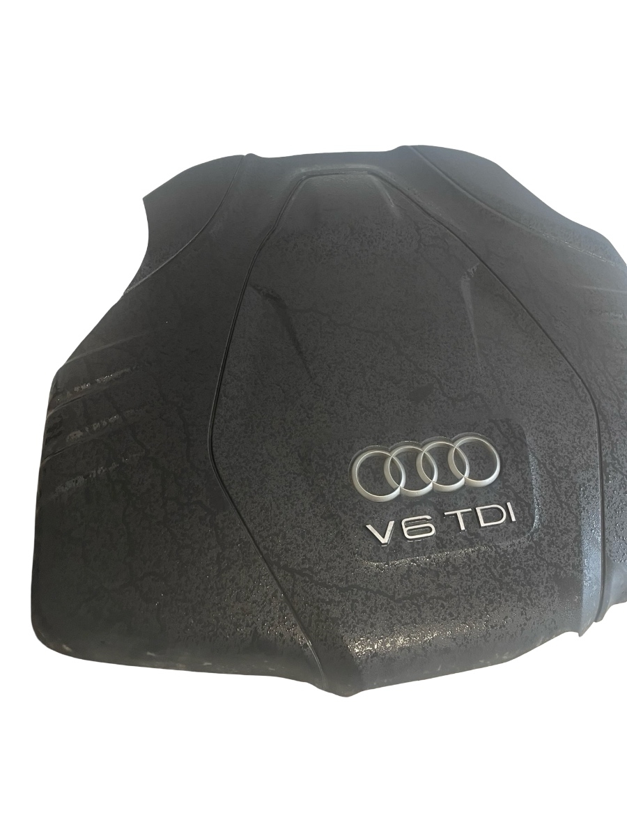 Capac motor (ornament) AUDI A6/S6 IV Saloon 4G2, C7, 4GC 2010 - 2018 3.0 TDI quattro CDU – foto 5