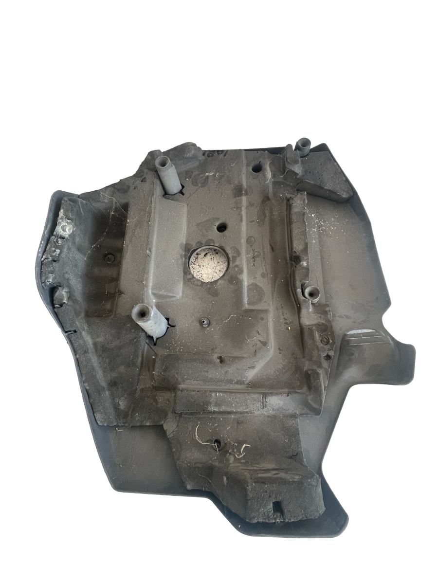 Capac motor (ornament) LEXUS IS II Saloon GSE2_, ALE2_, USE2_ 2005 - 2013 2.2D – foto 3