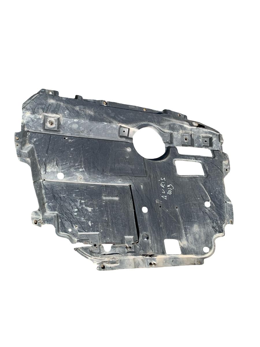 Capac motor (ornament) TOYOTA AURIS ZWE18_, NZE18_, ZRE18_ 2012 -> 1.8 Hybrid 2ZR-FXE