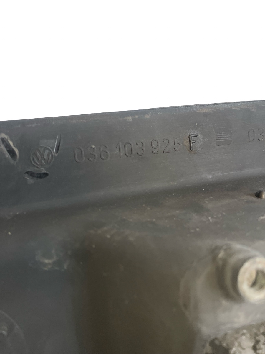 Capac motor (ornament) VOLKSWAGEN GOLF IV 1J1 1997 - 2007 1.4 16V AKQ 036103925F – foto 2
