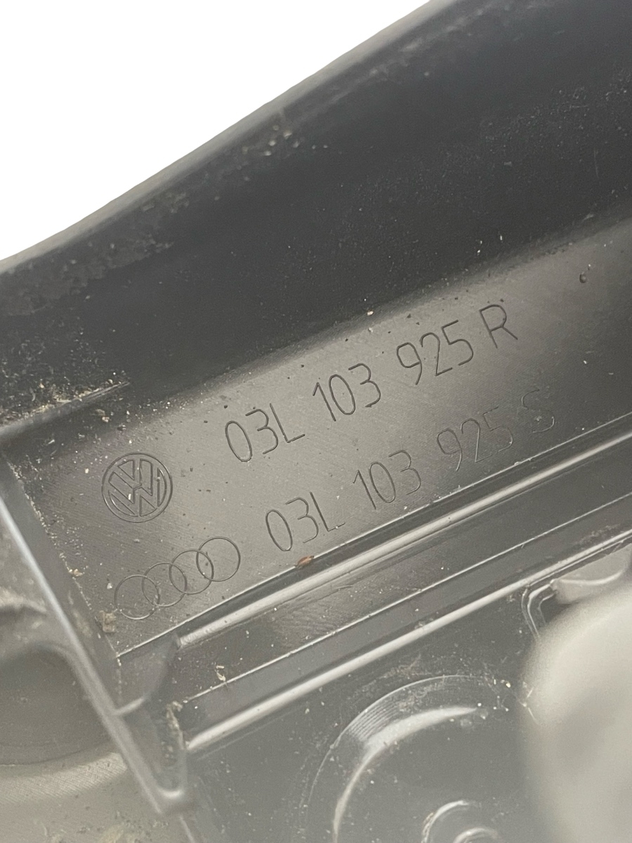 Capac motor (ornament) VOLKSWAGEN TIGUAN 5N_ 2007 - > 2.0 TDI CFFB 03L103925R – foto 2