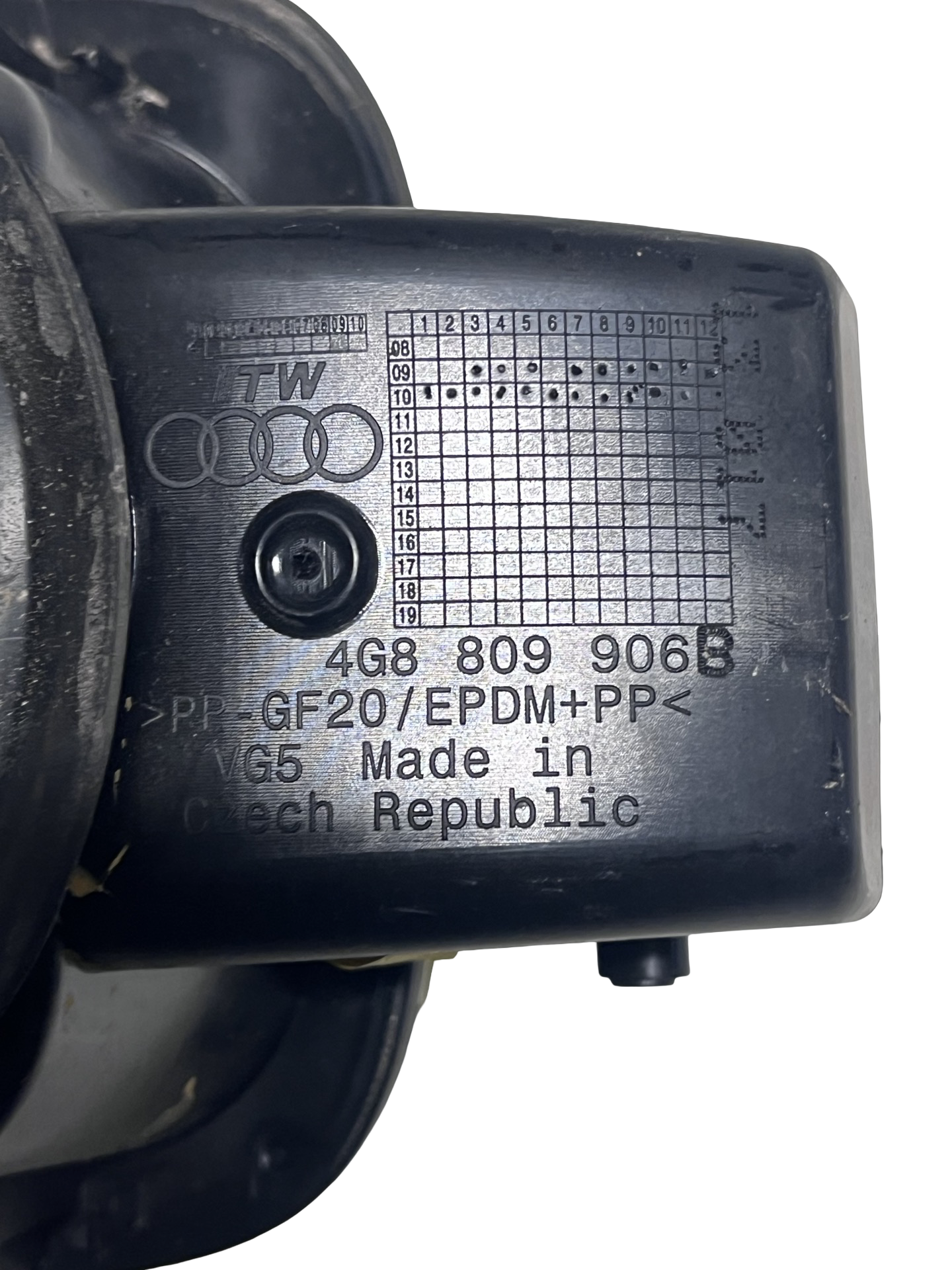 Capac Rezervor Combustibil Audi A7 Sportback 2010–2018 3.0 TFSI V6 quattro S tronic CGWB - cod: 4G8809906B – foto 3