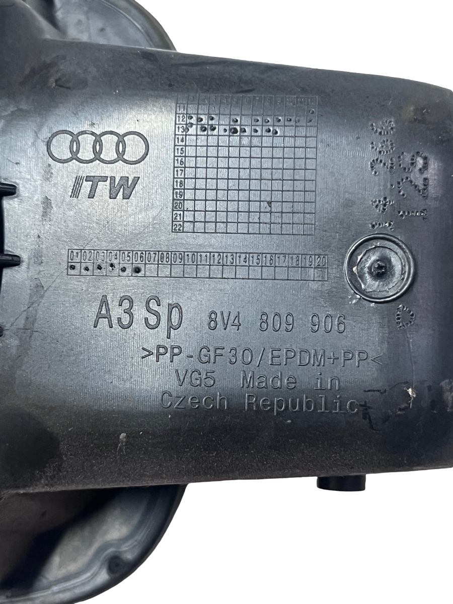 Capac rezervor combustibil + Motoras usita AUDI A3 Sportback 8VA, 8VF 2012 -> 8V4809906 – foto 3