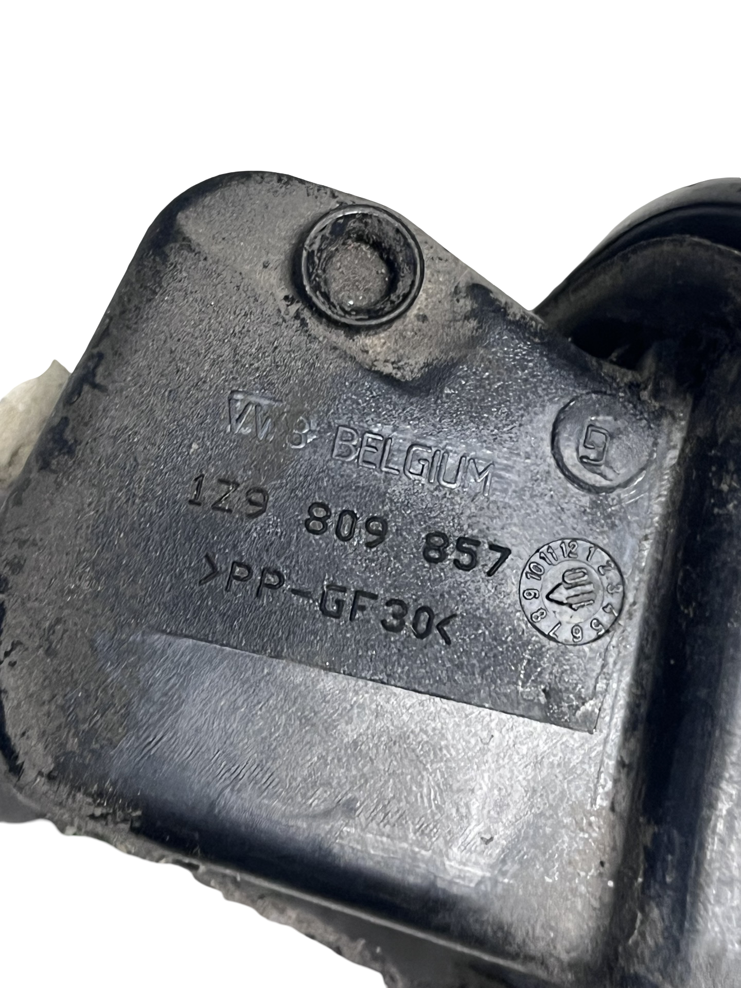 Capac Rezervor Combustibil Skoda Octavia 2 Combi 2009–2013 Facelift - cod: 1Z9809857 – foto 3