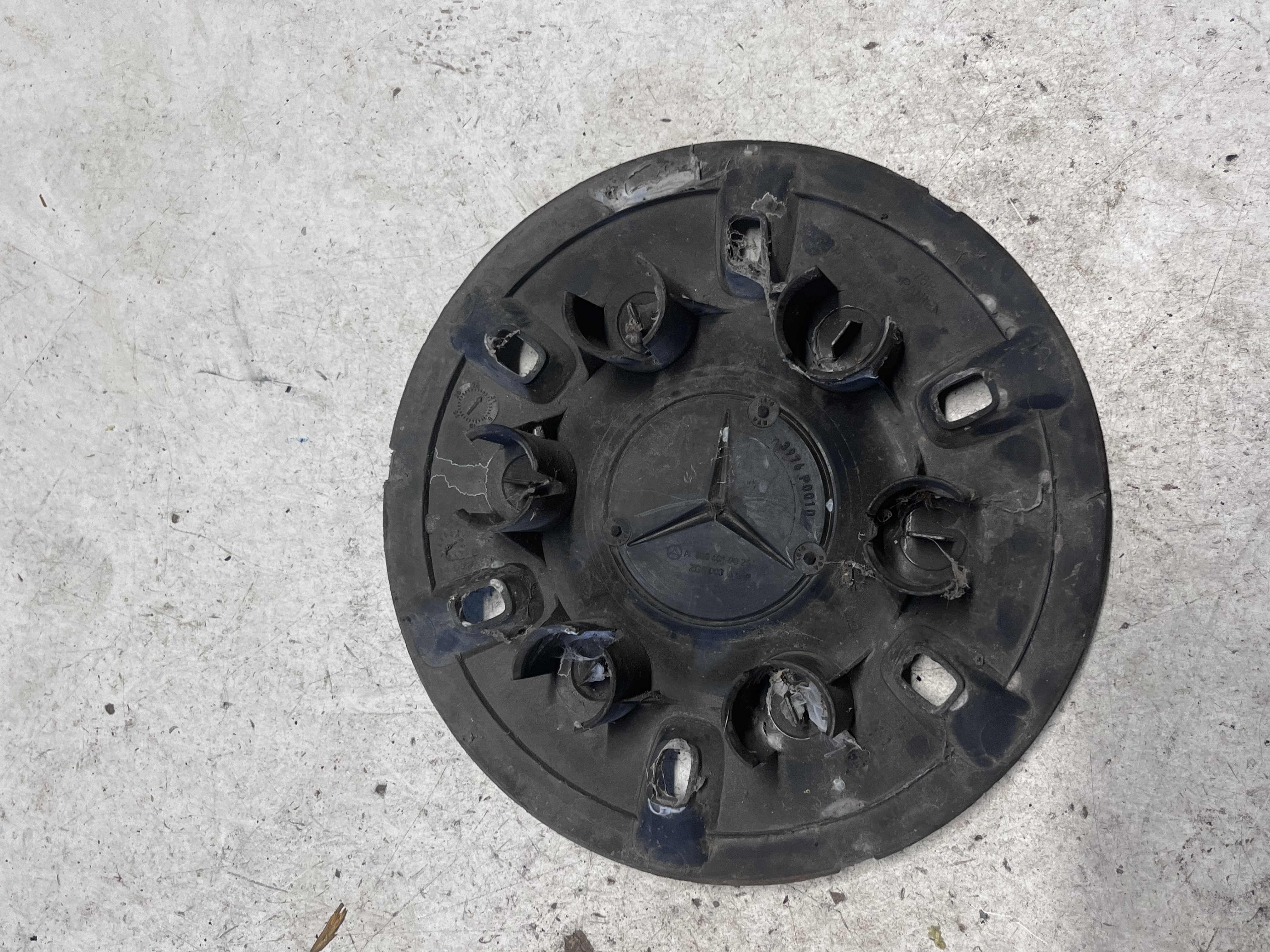 Capac Roata Mercedes Sprinter II W906 2006–2018 - cod: A9064010025 o mica fisura – foto 2
