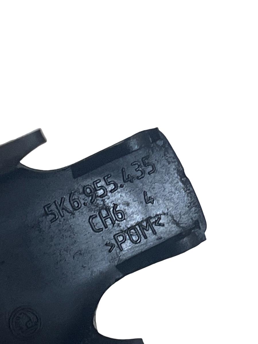 Capac stergator haion VOLKSWAGEN GOLF VI 5K1 2008 - 2013 5K6955435 – foto 3