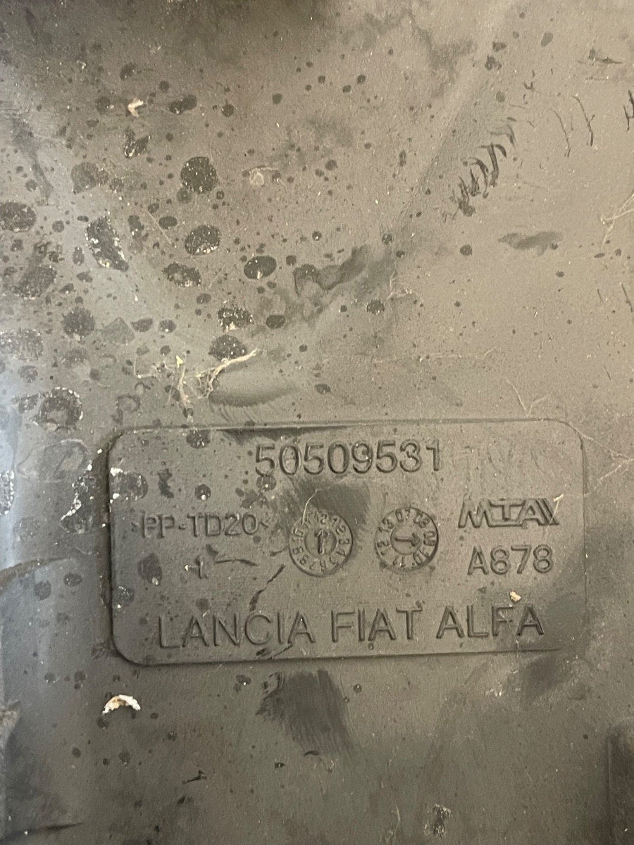 Capac tablou de sigurante ALFA ROMEO MITO 955_ 2008 -> 50509531 – foto 3