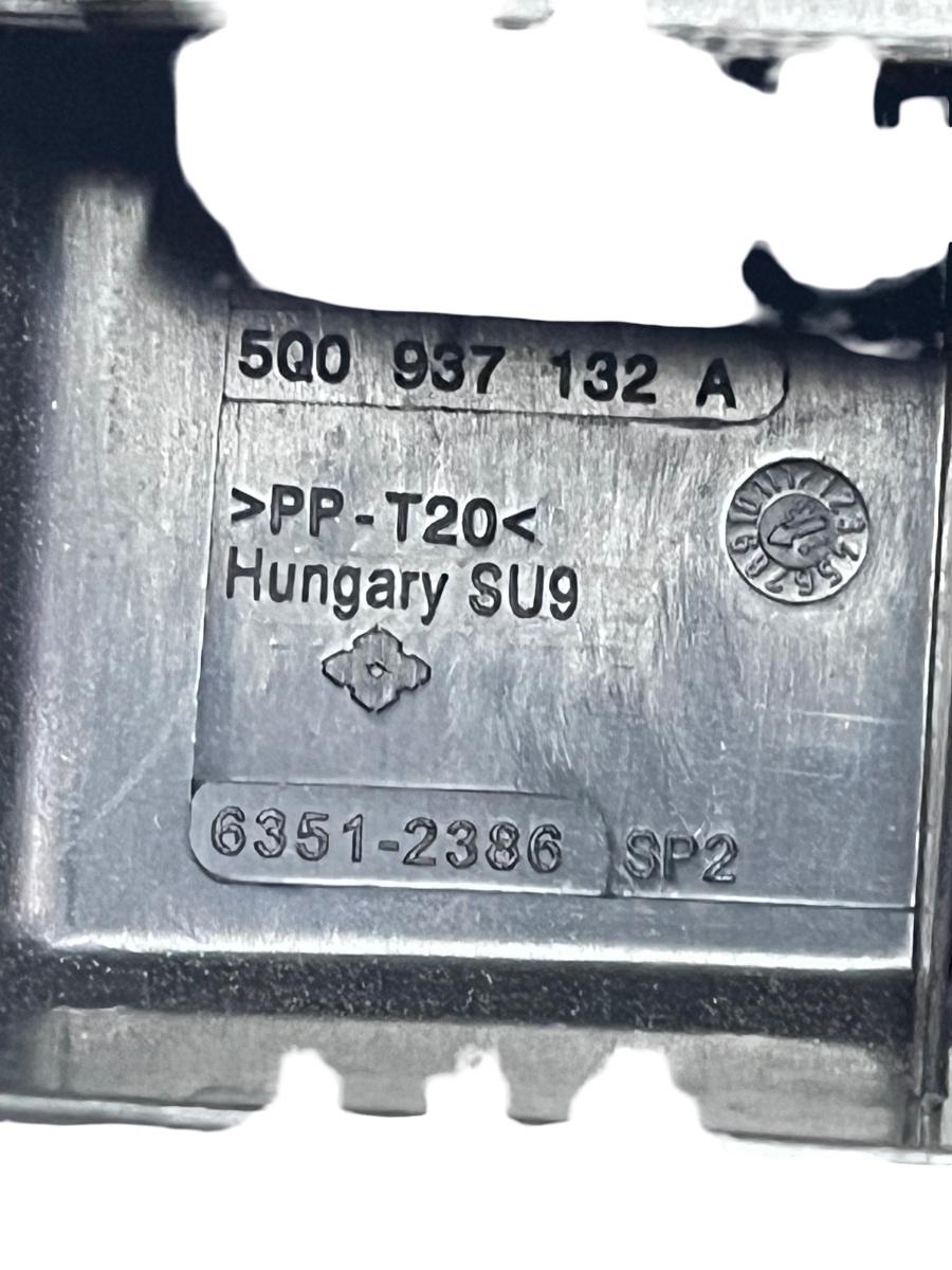 Capac tablou de sigurante AUDI A3 Sportback 8VA, 8VF 2012 -> 5Q0937132A – foto 3