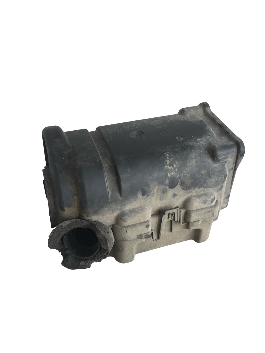 Carcasa compresor de supraalimentare VOLKSWAGEN GOLF V 1K1 2003 - 2009 1.4 TSI BLG 03C103502G – foto 2