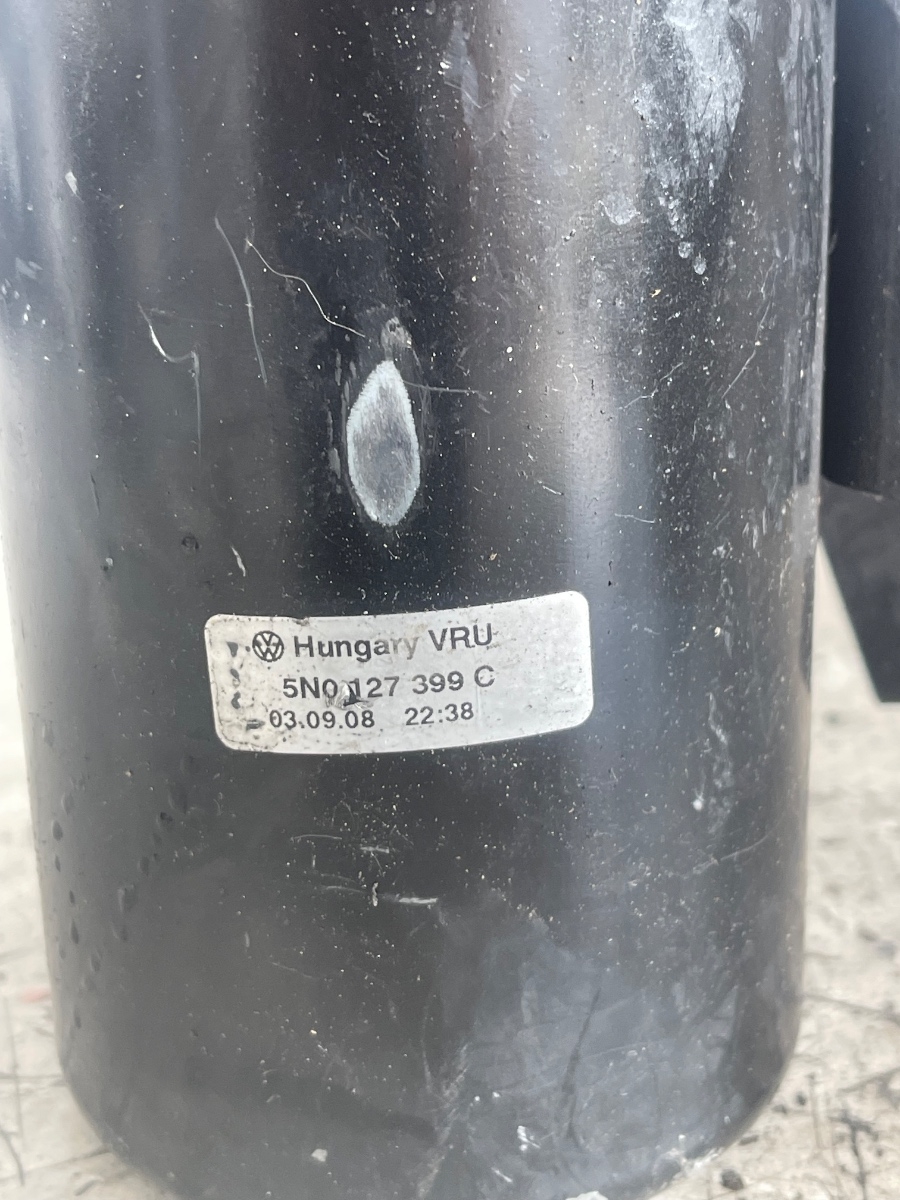 Carcasa filtru combustibil VOLKSWAGEN TIGUAN 5N_ 2007 - > 2.0 TDI CBAB, CFFB 5N0127399C – foto 2