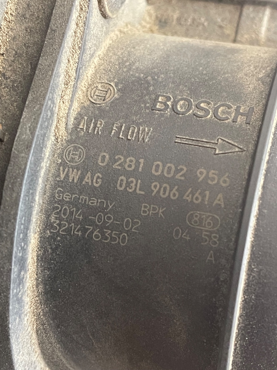 Carcasa filtru de aer + debitmetru AUDI A6/S6 IV Saloon 4G2, C7, 4GC 2010 - 2018 2.0 TDI CGL 4G0133838T / 03L906461A – foto 2