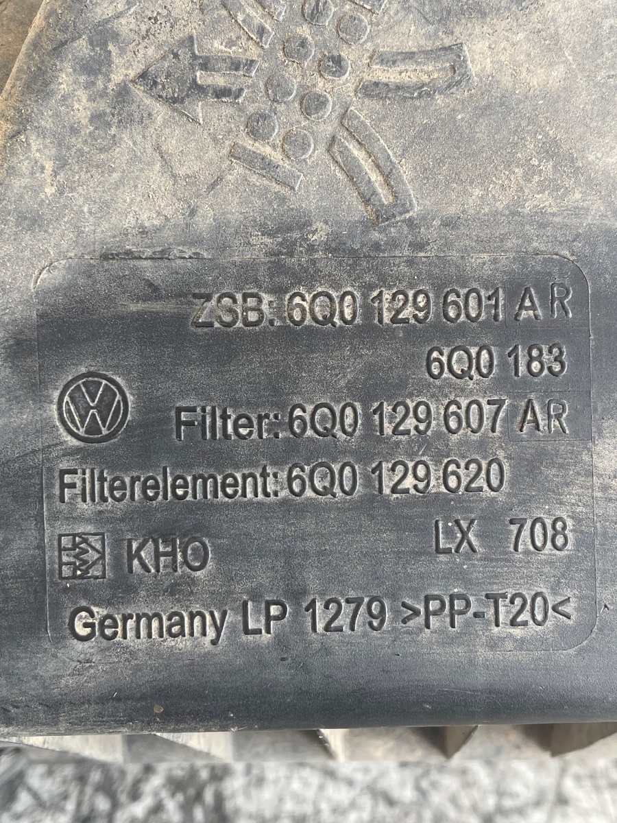 Carcasa filtru de aer FIAT LINEA 323_, 110_ 2006 - >, SKODA FABIA II 542 2006 - 2014 6Q0129601AR – foto 4