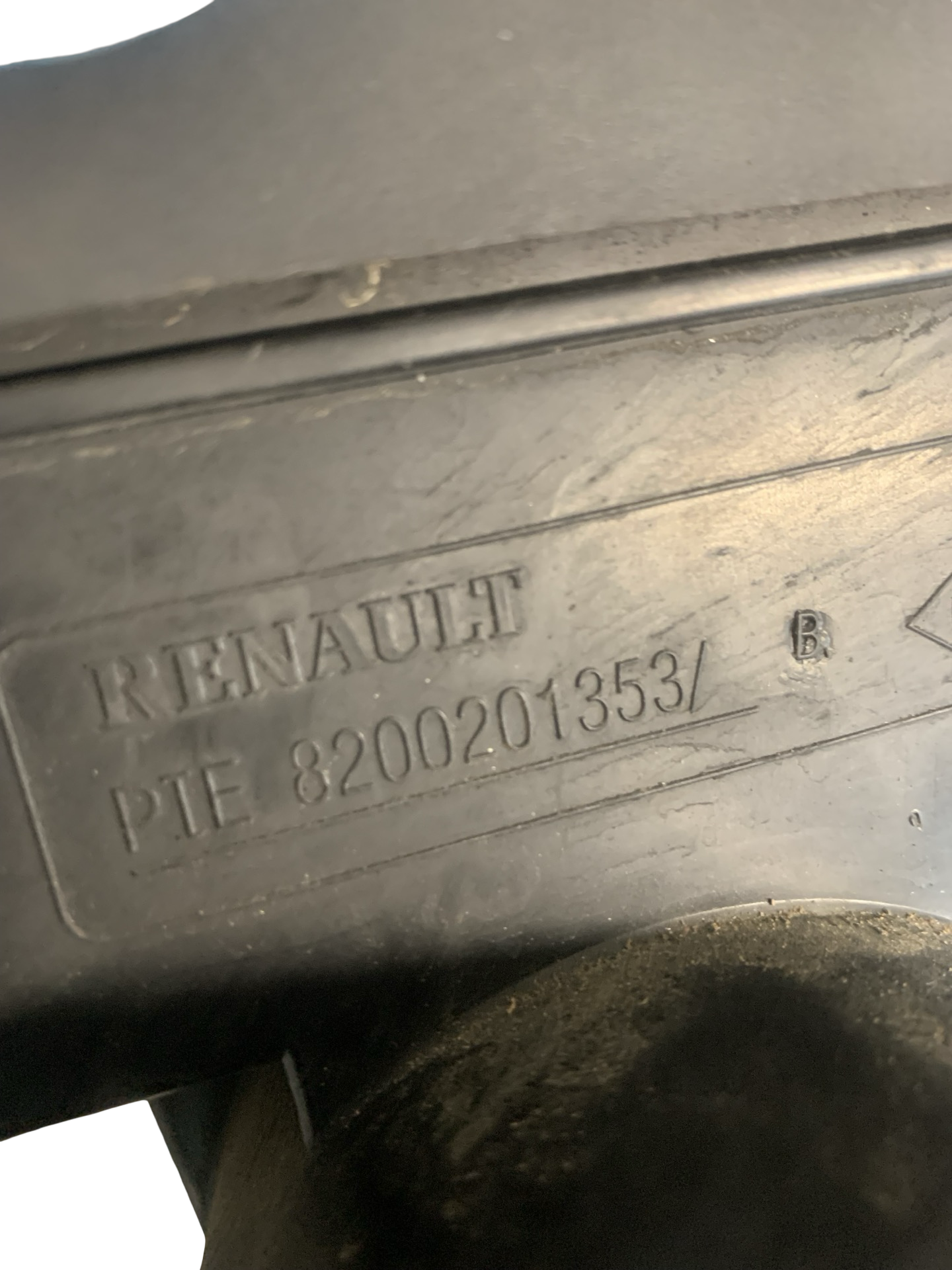Carcasa Filtru DE Aer Renault Master II 1997–2010 - cod: 8200201353 3.0D – foto 2
