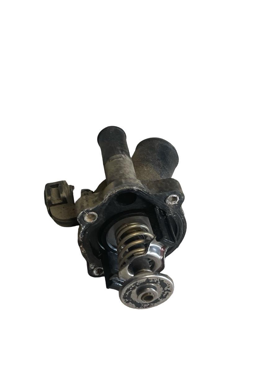Carcasa termostat FORD MONDEO III B5Y 2000 - 2007 2.0 16V CJBA, CJBB – foto 2