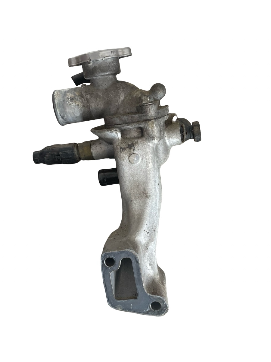 Carcasa termostat KIA CARNIVAL II GQ 1999 - 2007 2.9 CRDi J3 – foto 2